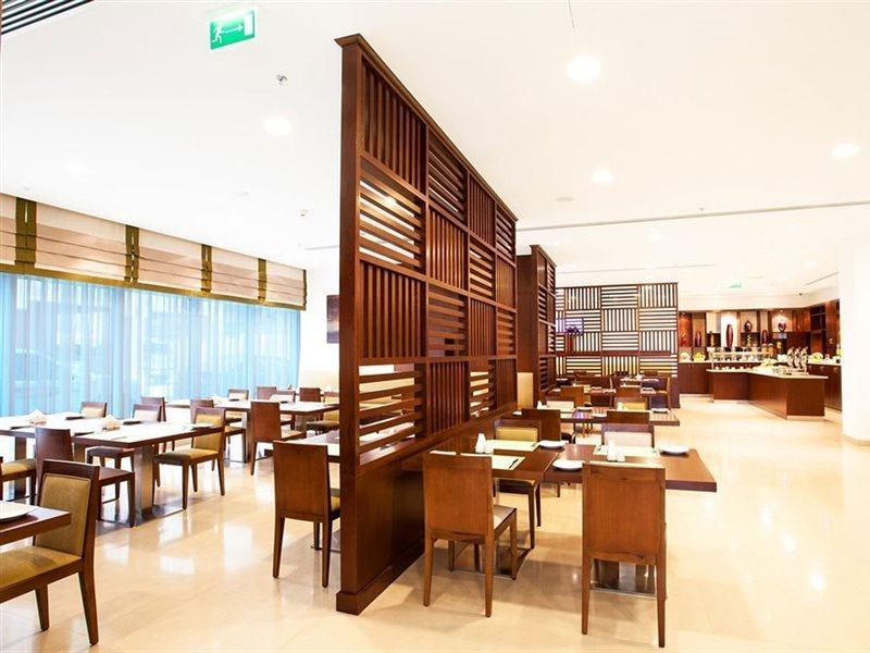Holiday Bahrain Hotel Манама Экстерьер фото