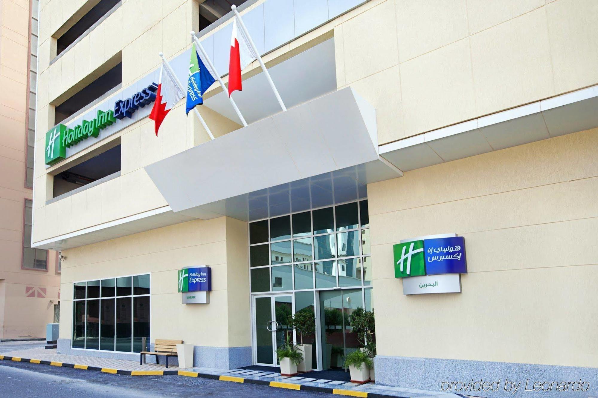 Holiday Bahrain Hotel Манама Экстерьер фото