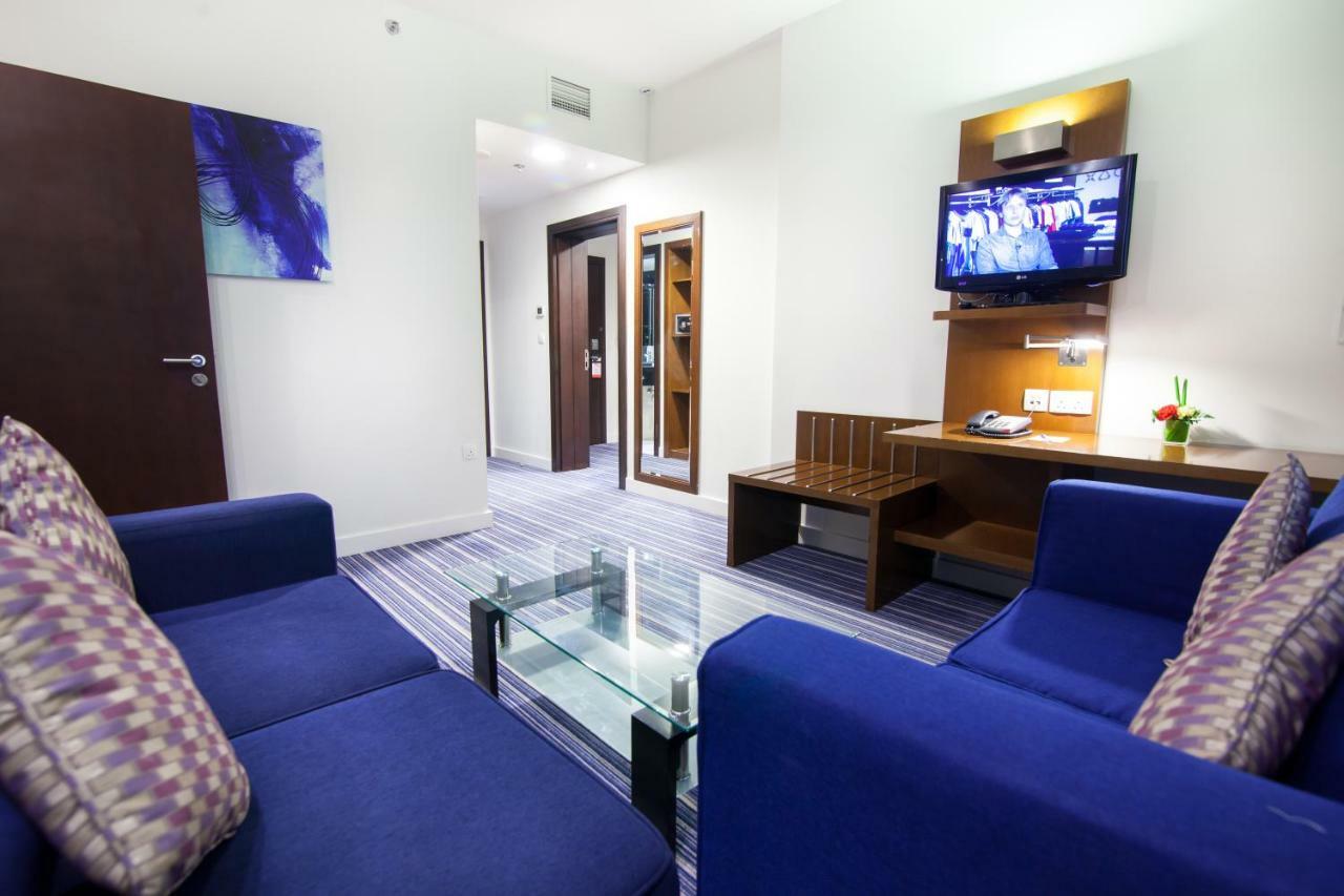 Holiday Bahrain Hotel Манама Экстерьер фото